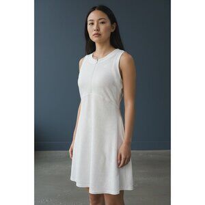 NEW Lululemon M White Pleated Activewear Dress Grid Texture Sleeveless Womens